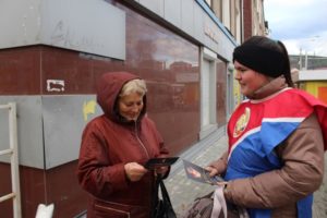 Члены клуба «Юный пожарный» провели акцию «Внимание! Особый противопожарный режим».